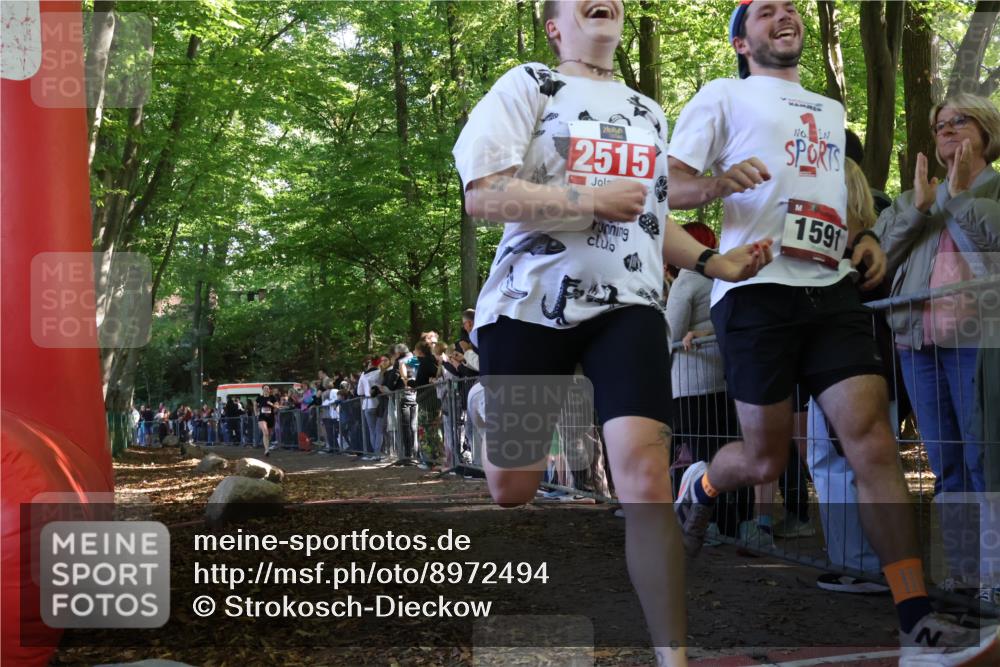 28.09.2025 - 33. Volkslauf durch das schöne Alstertal Strokosch-Dieckow http://msf.ph/oto/8972494 28.09.2025 11:59:21 Ziel 1024, 1591, 2515 meine-sportfotos.de