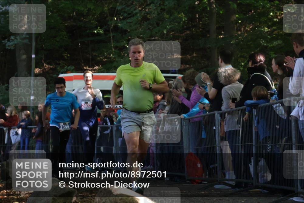 28.09.2025 - 33. Volkslauf durch das schöne Alstertal Strokosch-Dieckow http://msf.ph/oto/8972501 28.09.2025 11:59:37 Ziel 1775, 2402, 3359 meine-sportfotos.de