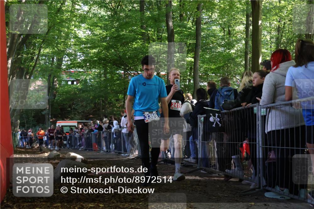 28.09.2025 - 33. Volkslauf durch das schöne Alstertal Strokosch-Dieckow http://msf.ph/oto/8972514 28.09.2025 11:59:47 Ziel 1021, 1613, 1642, 1726, 2419 meine-sportfotos.de