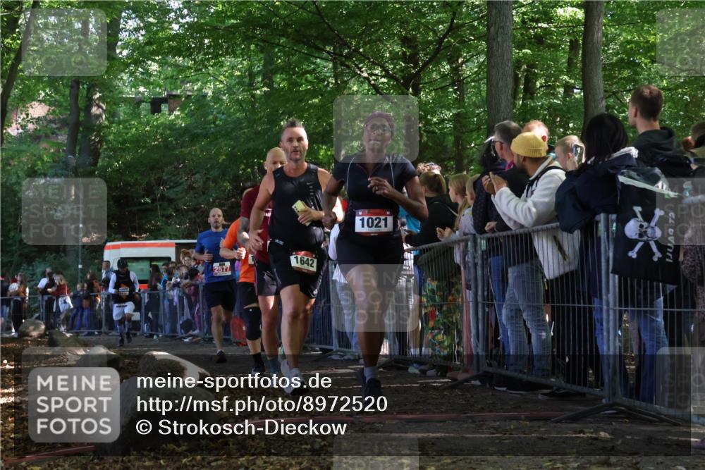 28.09.2025 - 33. Volkslauf durch das schöne Alstertal Strokosch-Dieckow http://msf.ph/oto/8972520 28.09.2025 11:59:54 Ziel 1021, 1532, 1613, 1642, 1726, 2577 meine-sportfotos.de