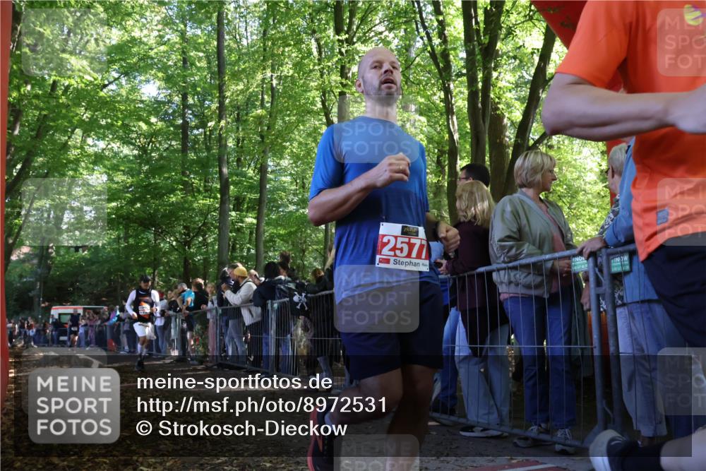 28.09.2025 - 33. Volkslauf durch das schöne Alstertal Strokosch-Dieckow http://msf.ph/oto/8972531 28.09.2025 11:59:59 Ziel 1532, 1828 meine-sportfotos.de