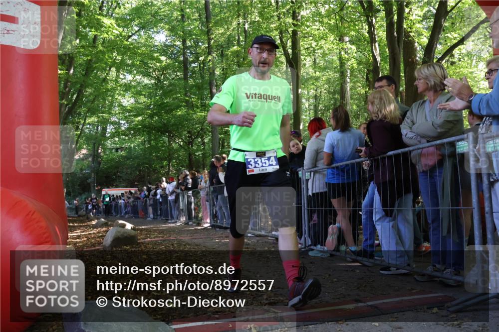28.09.2025 - 33. Volkslauf durch das schöne Alstertal Strokosch-Dieckow http://msf.ph/oto/8972557 28.09.2025 12:00:21 Ziel  meine-sportfotos.de