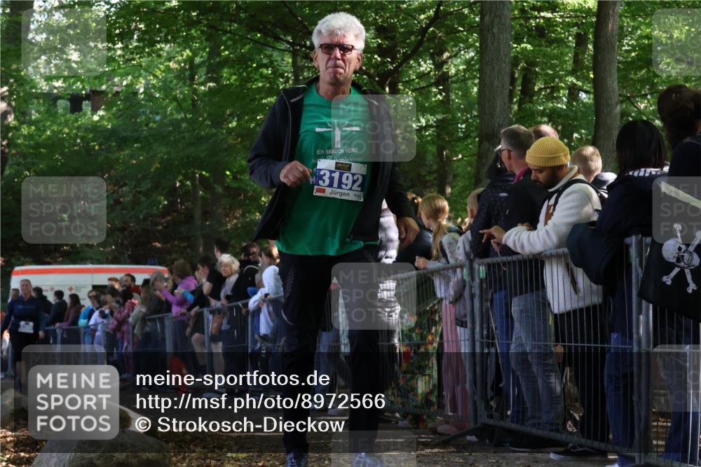 28.09.2025 - 33. Volkslauf durch das schöne Alstertal Strokosch-Dieckow http://msf.ph/oto/8972566 28.09.2025 12:00:33 Ziel 3192 meine-sportfotos.de