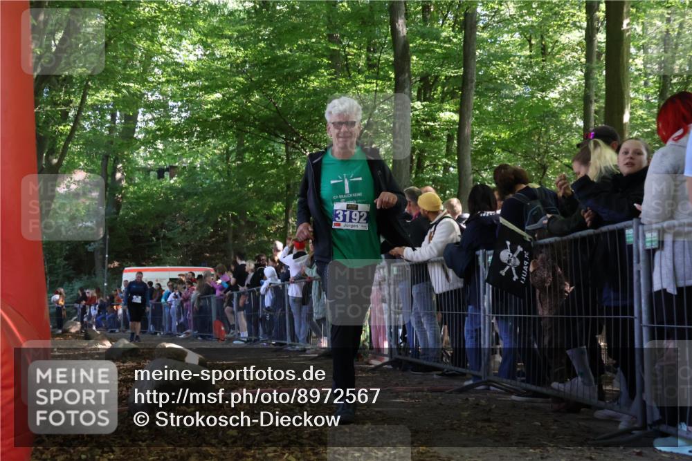 28.09.2025 - 33. Volkslauf durch das schöne Alstertal Strokosch-Dieckow http://msf.ph/oto/8972567 28.09.2025 12:00:34 Ziel 3192 meine-sportfotos.de
