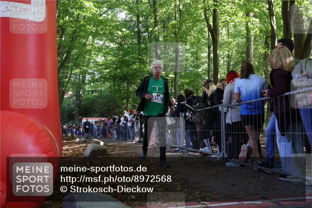 28.09.2025 - 33. Volkslauf durch das schöne Alstertal Strokosch-Dieckow http://msf.ph/oto/8972568 28.09.2025 12:00:34 Ziel 3192 meine-sportfotos.de