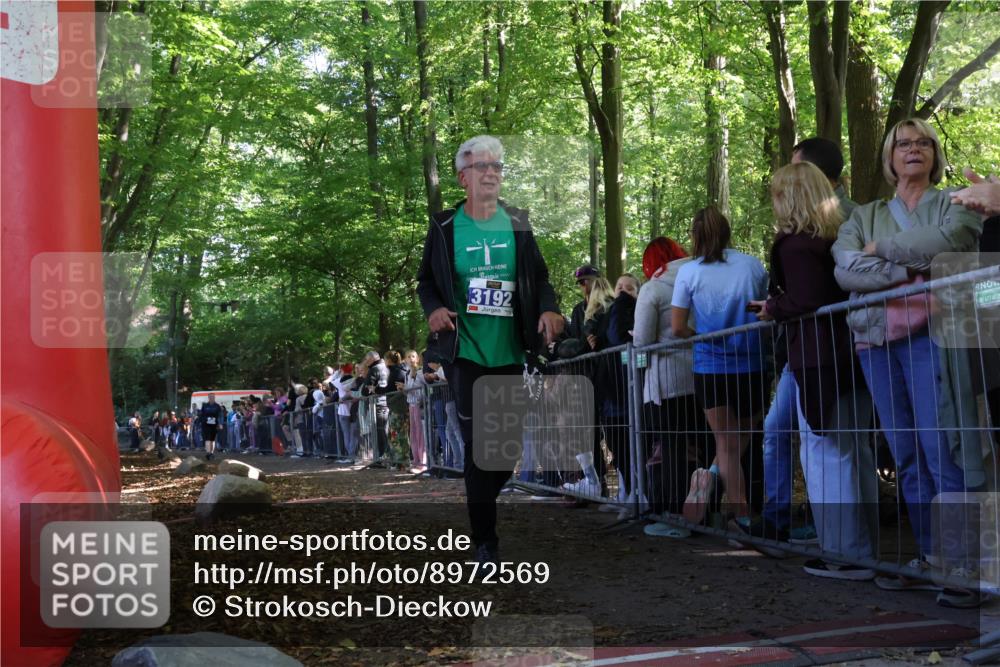 28.09.2025 - 33. Volkslauf durch das schöne Alstertal Strokosch-Dieckow http://msf.ph/oto/8972569 28.09.2025 12:00:35 Ziel 3360 meine-sportfotos.de
