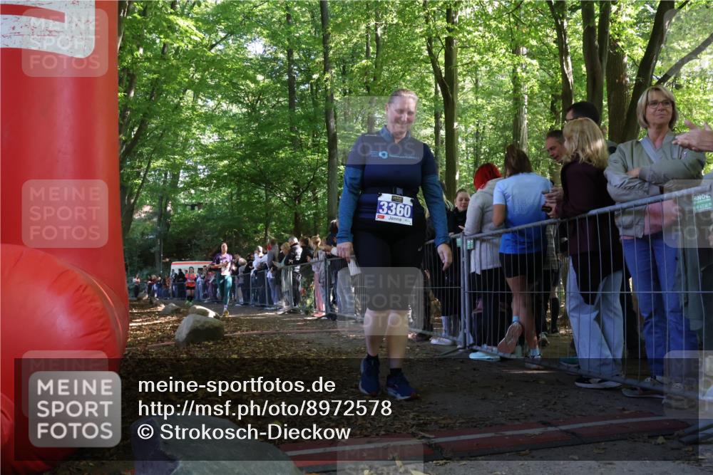 28.09.2025 - 33. Volkslauf durch das schöne Alstertal Strokosch-Dieckow http://msf.ph/oto/8972578 28.09.2025 12:00:46 Ziel 1025, 2446 meine-sportfotos.de