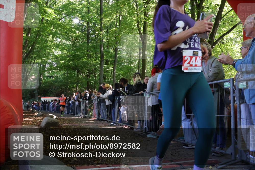 28.09.2025 - 33. Volkslauf durch das schöne Alstertal Strokosch-Dieckow http://msf.ph/oto/8972582 28.09.2025 12:00:49 Ziel 1025, 2446 meine-sportfotos.de