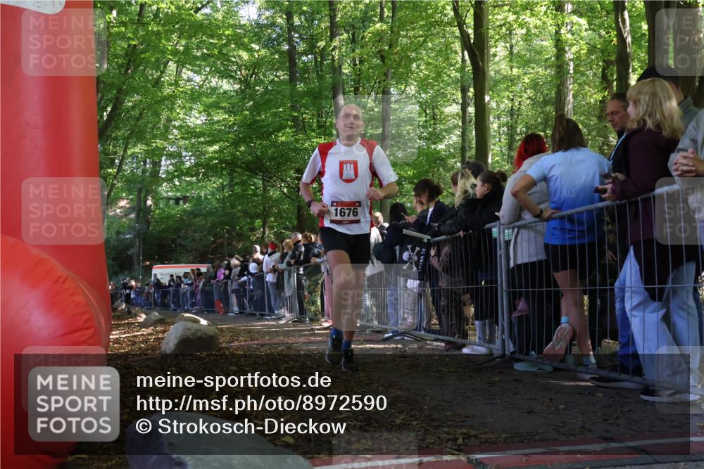 28.09.2025 - 33. Volkslauf durch das schöne Alstertal Strokosch-Dieckow http://msf.ph/oto/8972590 28.09.2025 12:01:10 Ziel 1676 meine-sportfotos.de