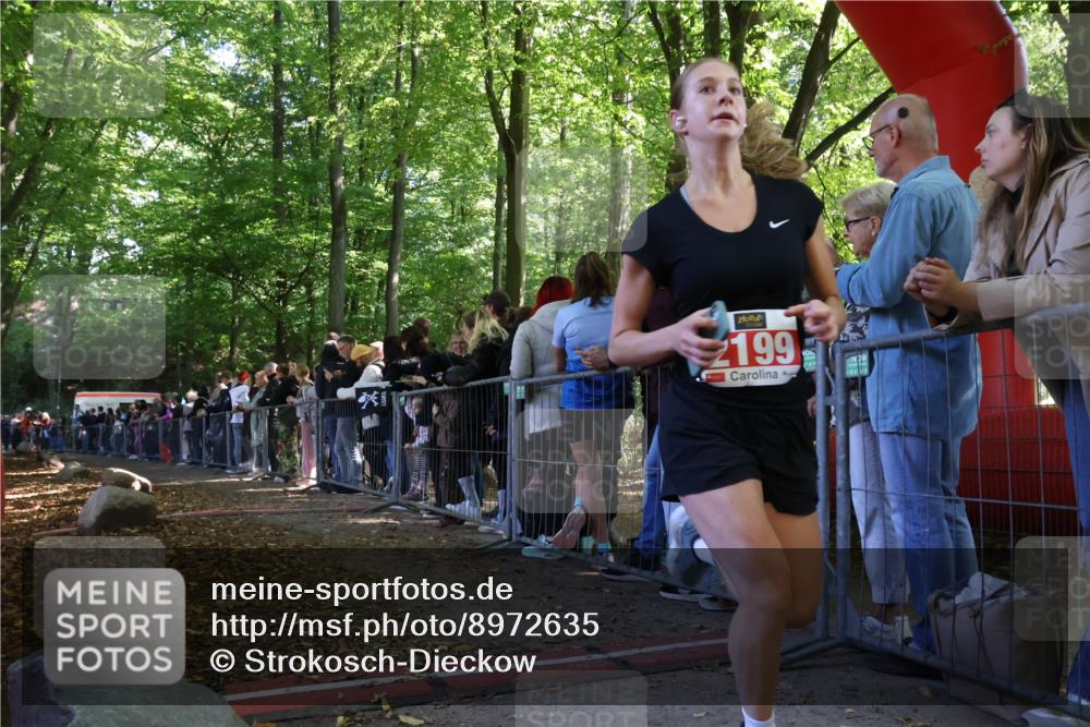 28.09.2025 - 33. Volkslauf durch das schöne Alstertal Strokosch-Dieckow http://msf.ph/oto/8972635 28.09.2025 12:02:23 Ziel 2199, 2292 meine-sportfotos.de