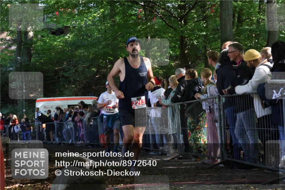 28.09.2025 - 33. Volkslauf durch das schöne Alstertal Strokosch-Dieckow http://msf.ph/oto/8972640 28.09.2025 12:02:35 Ziel 1804, 2213 meine-sportfotos.de