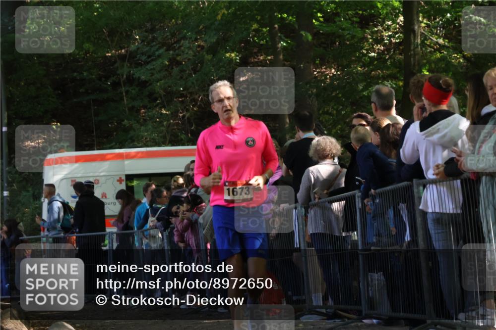 28.09.2025 - 33. Volkslauf durch das schöne Alstertal Strokosch-Dieckow http://msf.ph/oto/8972650 28.09.2025 12:02:44 Ziel 1673 meine-sportfotos.de
