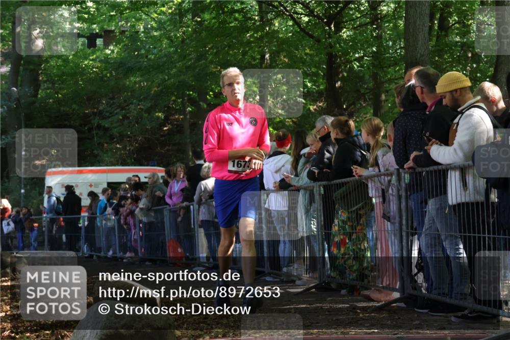 28.09.2025 - 33. Volkslauf durch das schöne Alstertal Strokosch-Dieckow http://msf.ph/oto/8972653 28.09.2025 12:02:46 Ziel 1673 meine-sportfotos.de