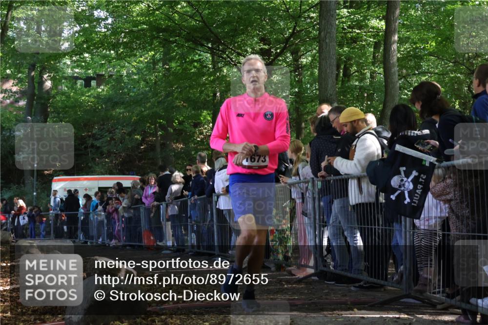 28.09.2025 - 33. Volkslauf durch das schöne Alstertal Strokosch-Dieckow http://msf.ph/oto/8972655 28.09.2025 12:02:47 Ziel 1673 meine-sportfotos.de