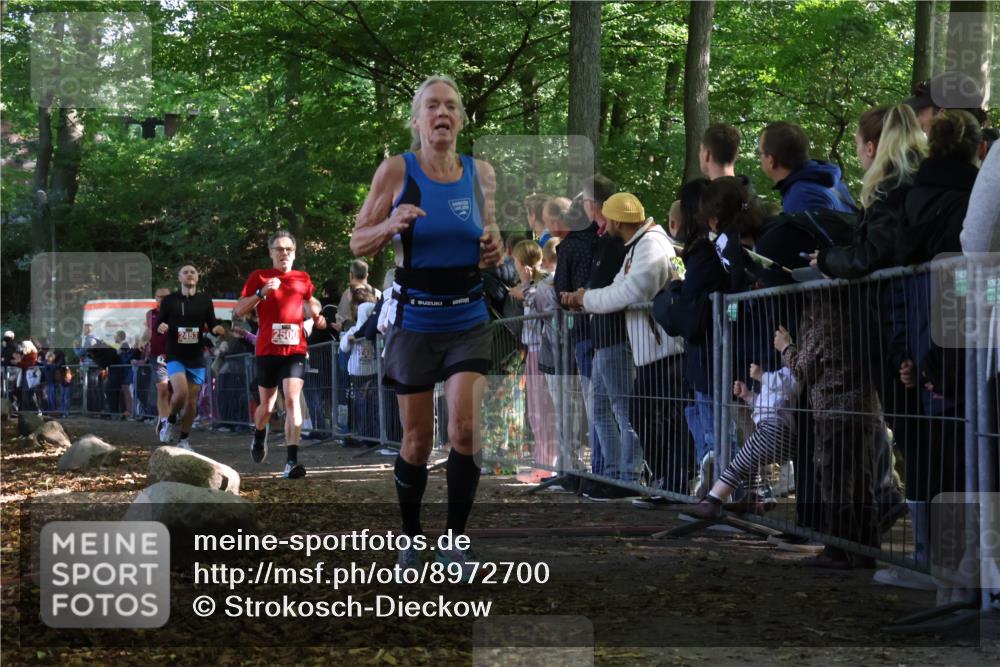 28.09.2025 - 33. Volkslauf durch das schöne Alstertal Strokosch-Dieckow http://msf.ph/oto/8972700 28.09.2025 12:03:39 Ziel 1045, 1712, 2453, 2500 meine-sportfotos.de