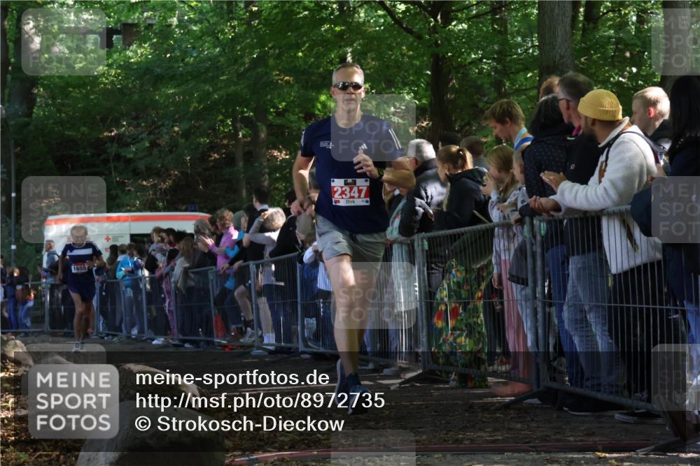 28.09.2025 - 33. Volkslauf durch das schöne Alstertal Strokosch-Dieckow http://msf.ph/oto/8972735 28.09.2025 12:04:00 Ziel 1655, 2347 meine-sportfotos.de