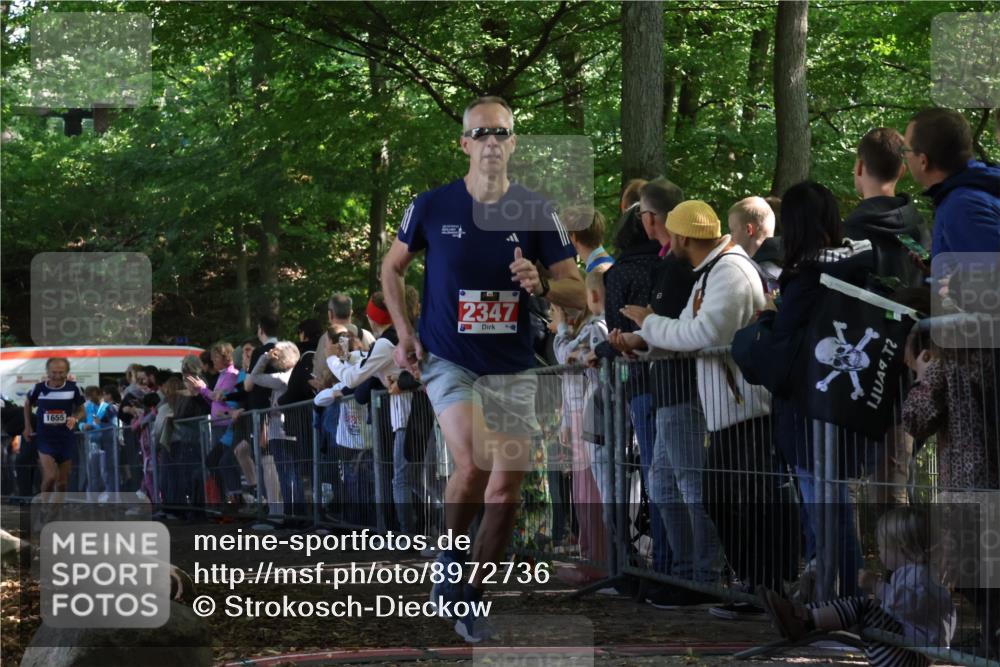 28.09.2025 - 33. Volkslauf durch das schöne Alstertal Strokosch-Dieckow http://msf.ph/oto/8972736 28.09.2025 12:04:00 Ziel 1655, 2347 meine-sportfotos.de
