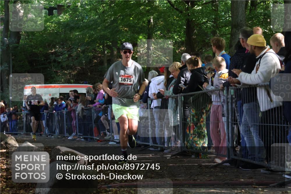 28.09.2025 - 33. Volkslauf durch das schöne Alstertal Strokosch-Dieckow http://msf.ph/oto/8972745 28.09.2025 12:04:08 Ziel 1675, 2444 meine-sportfotos.de