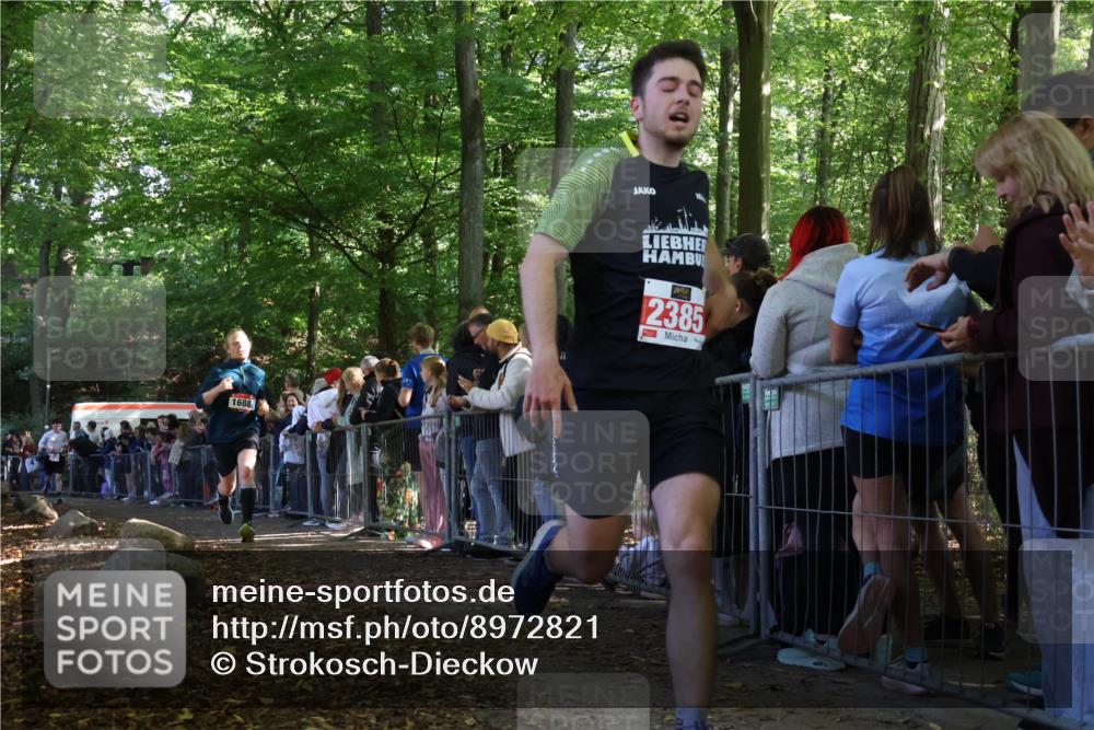 28.09.2025 - 33. Volkslauf durch das schöne Alstertal Strokosch-Dieckow http://msf.ph/oto/8972821 28.09.2025 12:05:34 Ziel 1688, 2187, 2385 meine-sportfotos.de
