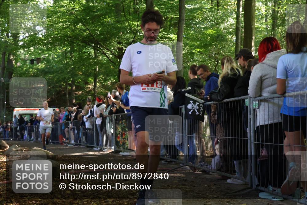 28.09.2025 - 33. Volkslauf durch das schöne Alstertal Strokosch-Dieckow http://msf.ph/oto/8972840 28.09.2025 12:05:50 Ziel 2118, 2565 meine-sportfotos.de