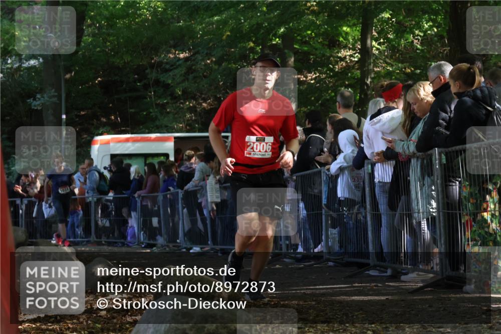 28.09.2025 - 33. Volkslauf durch das schöne Alstertal Strokosch-Dieckow http://msf.ph/oto/8972873 28.09.2025 12:06:34 Ziel 1031, 2006 meine-sportfotos.de