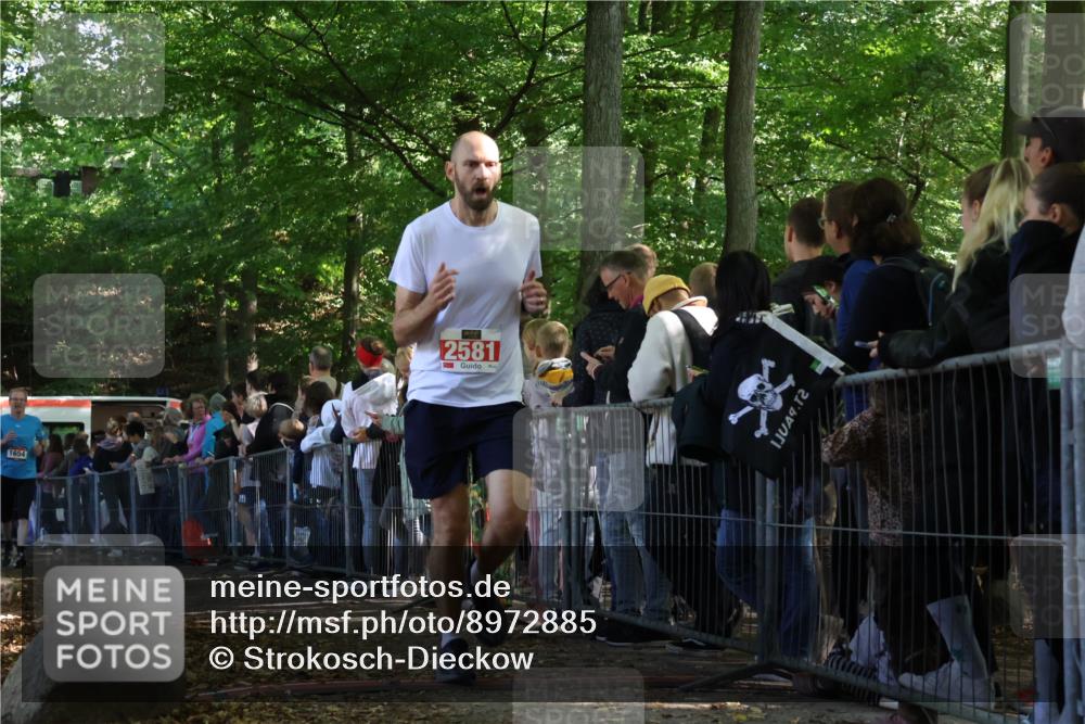 28.09.2025 - 33. Volkslauf durch das schöne Alstertal Strokosch-Dieckow http://msf.ph/oto/8972885 28.09.2025 12:06:45 Ziel 1654, 2581 meine-sportfotos.de