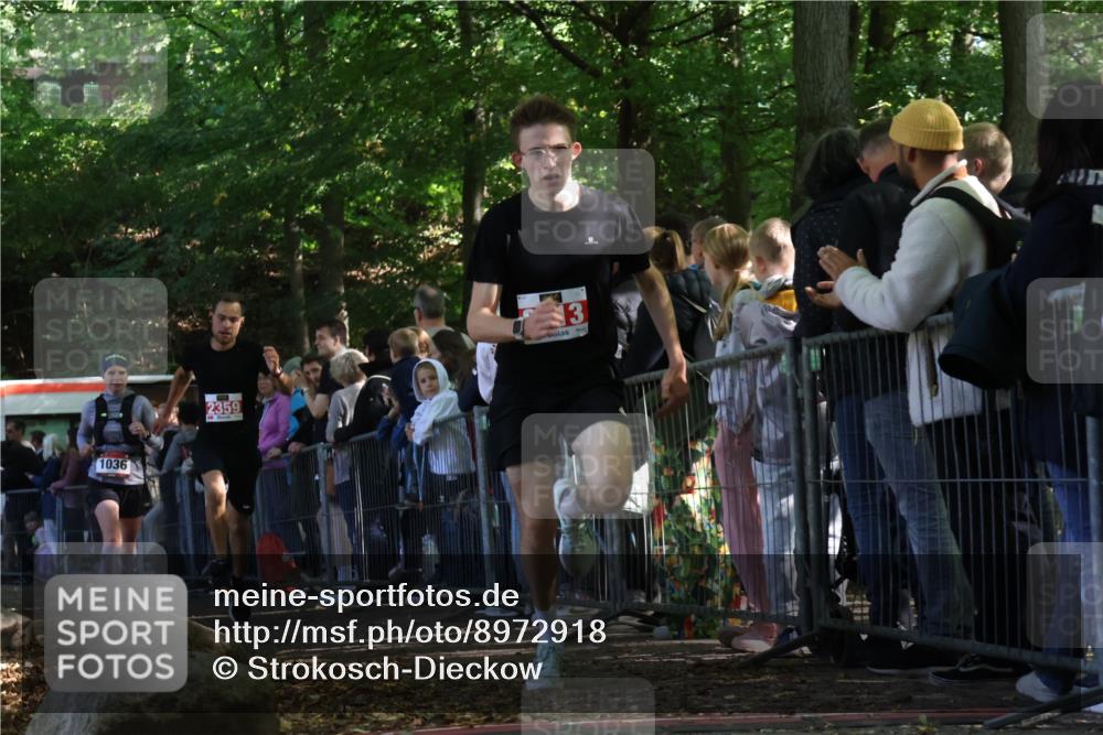 28.09.2025 - 33. Volkslauf durch das schöne Alstertal Strokosch-Dieckow http://msf.ph/oto/8972918 28.09.2025 12:07:15 Ziel 1036, 2359, 2513 meine-sportfotos.de