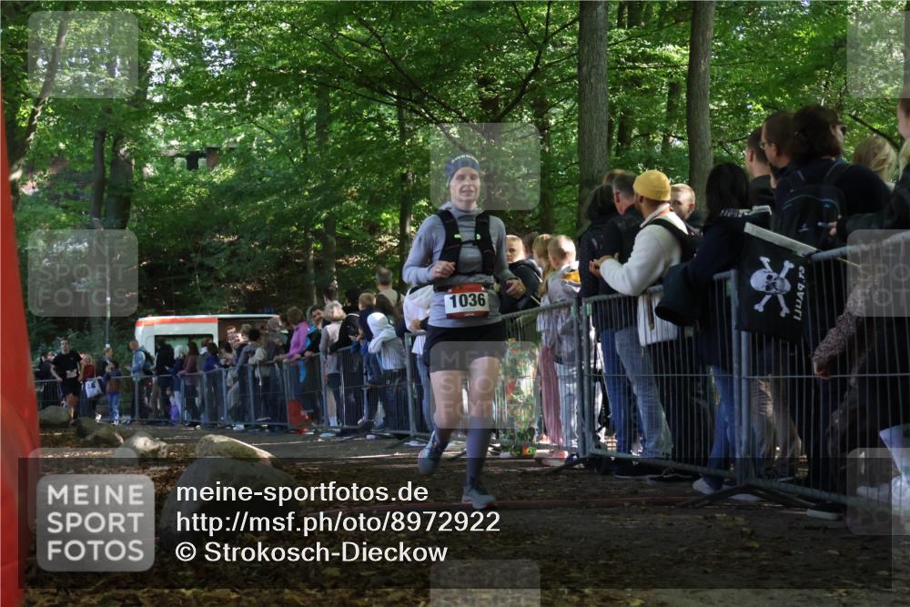 28.09.2025 - 33. Volkslauf durch das schöne Alstertal Strokosch-Dieckow http://msf.ph/oto/8972922 28.09.2025 12:07:19 Ziel 1036, 2267, 2359 meine-sportfotos.de