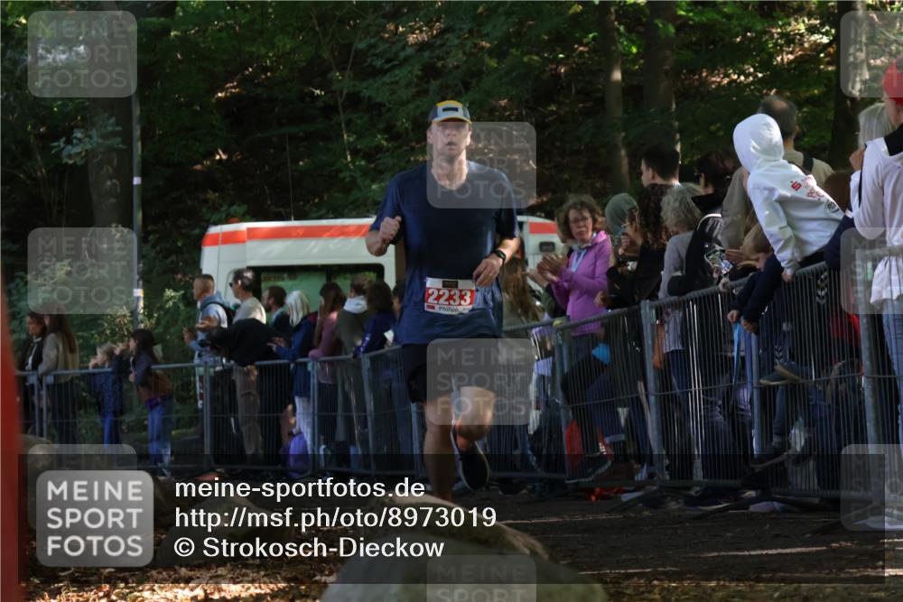 28.09.2025 - 33. Volkslauf durch das schöne Alstertal Strokosch-Dieckow http://msf.ph/oto/8973019 28.09.2025 12:09:23 Ziel 2233 meine-sportfotos.de