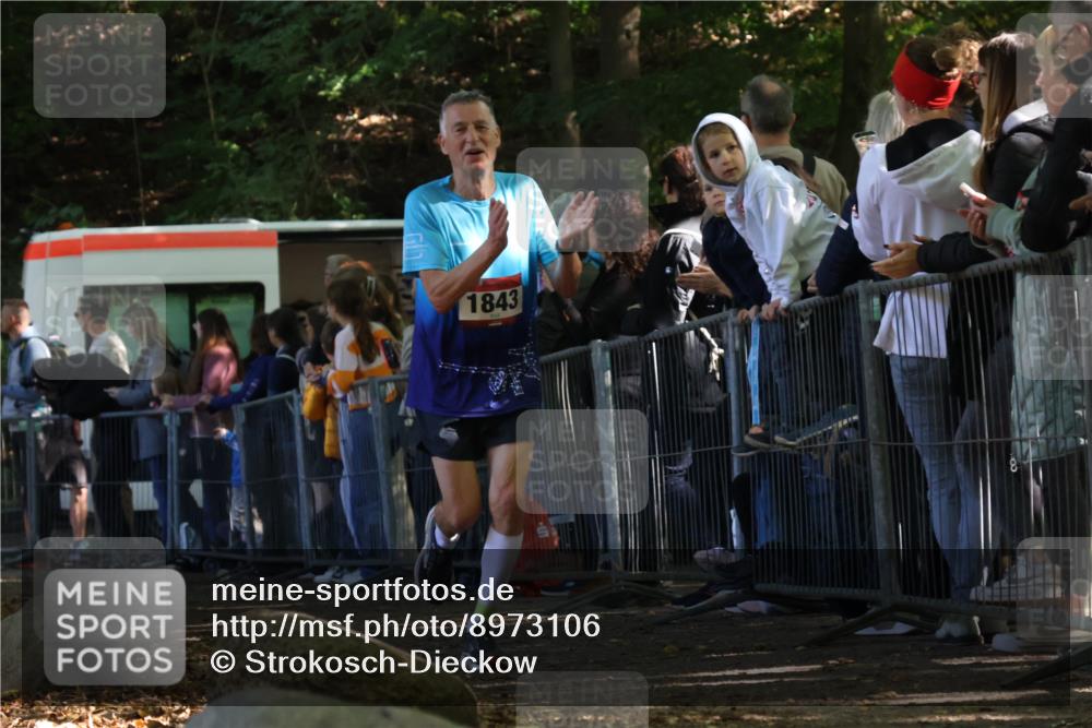 28.09.2025 - 33. Volkslauf durch das schöne Alstertal Strokosch-Dieckow http://msf.ph/oto/8973106 28.09.2025 12:11:24 Ziel 1843 meine-sportfotos.de
