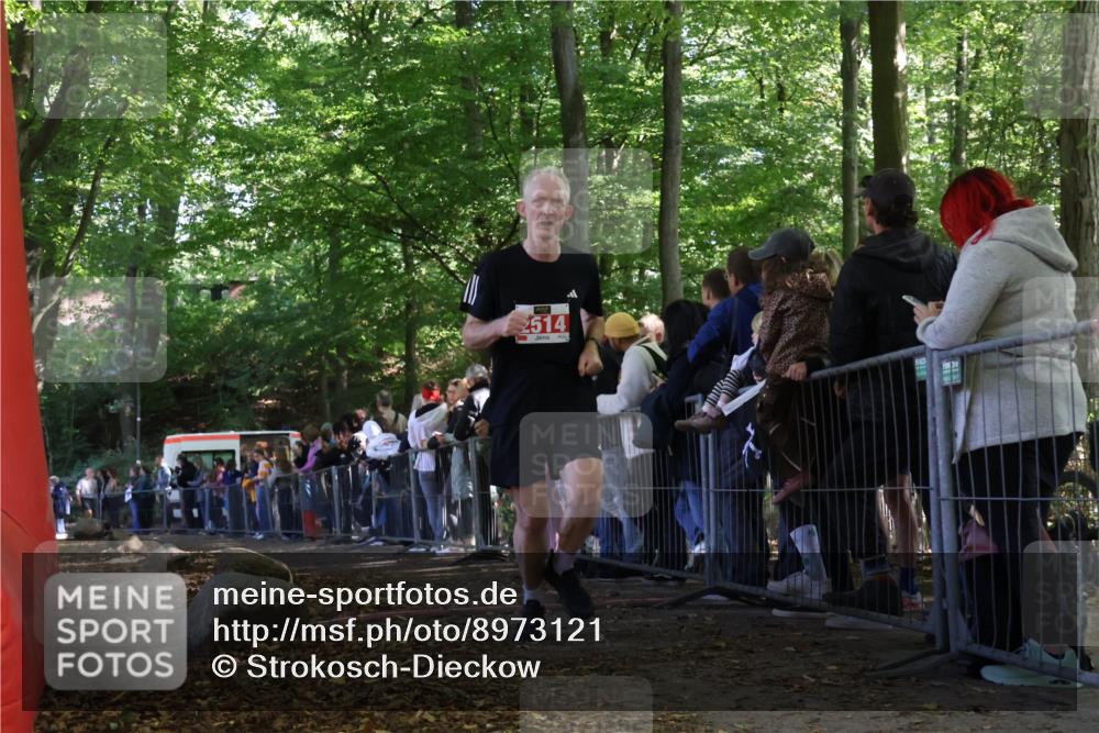 28.09.2025 - 33. Volkslauf durch das schöne Alstertal Strokosch-Dieckow http://msf.ph/oto/8973121 28.09.2025 12:11:39 Ziel 2514 meine-sportfotos.de