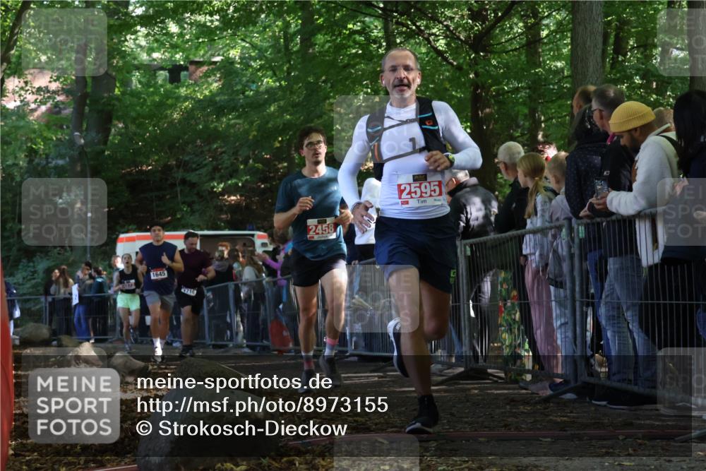 28.09.2025 - 33. Volkslauf durch das schöne Alstertal Strokosch-Dieckow http://msf.ph/oto/8973155 28.09.2025 12:12:31 Ziel 1645, 1710, 2373, 2458, 2595 meine-sportfotos.de