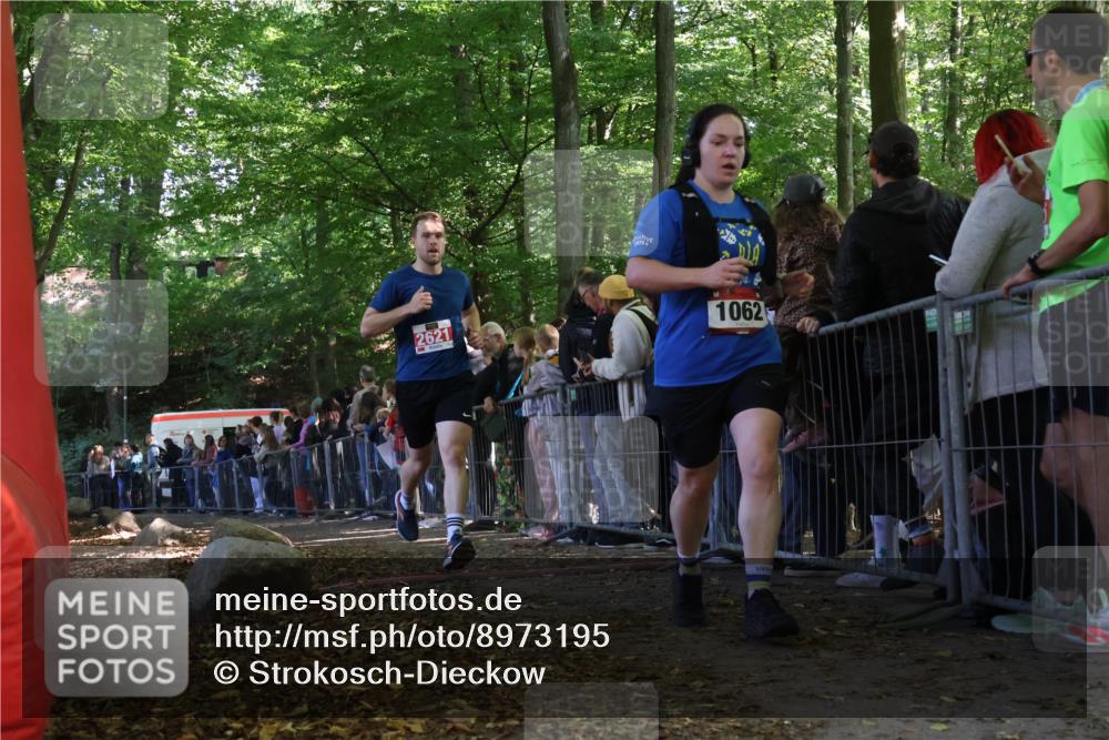 28.09.2025 - 33. Volkslauf durch das schöne Alstertal Strokosch-Dieckow http://msf.ph/oto/8973195 28.09.2025 12:13:12 Ziel 1062, 2621 meine-sportfotos.de