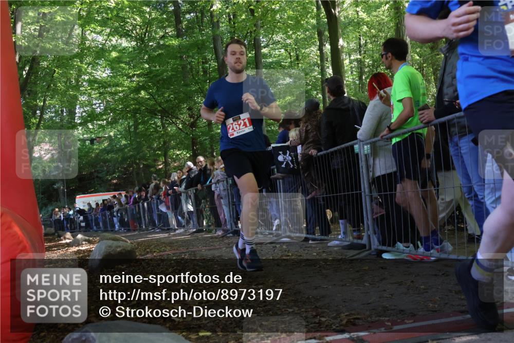 28.09.2025 - 33. Volkslauf durch das schöne Alstertal Strokosch-Dieckow http://msf.ph/oto/8973197 28.09.2025 12:13:13 Ziel 2621 meine-sportfotos.de