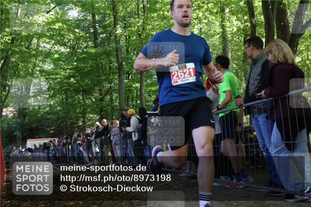 28.09.2025 - 33. Volkslauf durch das schöne Alstertal Strokosch-Dieckow http://msf.ph/oto/8973198 28.09.2025 12:13:13 Ziel 2621 meine-sportfotos.de