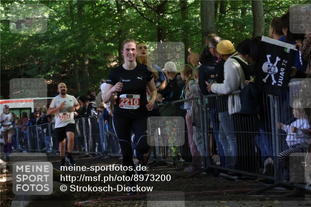 28.09.2025 - 33. Volkslauf durch das schöne Alstertal Strokosch-Dieckow http://msf.ph/oto/8973200 28.09.2025 12:13:45 Ziel 1134, 2210, 2284, 2518 meine-sportfotos.de