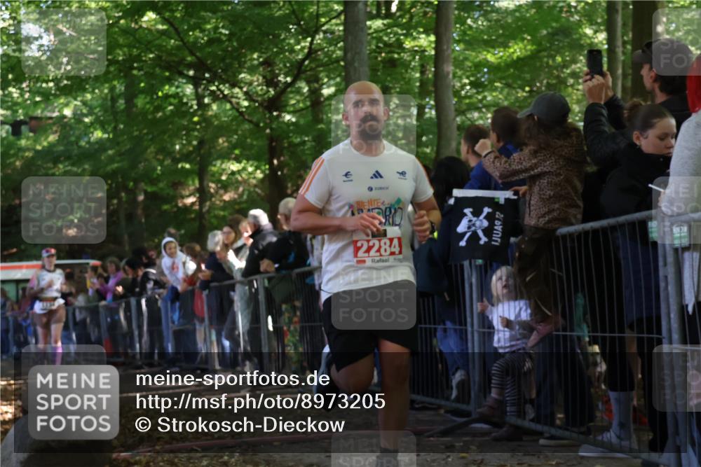 28.09.2025 - 33. Volkslauf durch das schöne Alstertal Strokosch-Dieckow http://msf.ph/oto/8973205 28.09.2025 12:13:48 Ziel 1134, 2284 meine-sportfotos.de