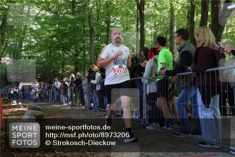 28.09.2025 - 33. Volkslauf durch das schöne Alstertal Strokosch-Dieckow http://msf.ph/oto/8973206 28.09.2025 12:13:48 Ziel 1134, 2284 meine-sportfotos.de