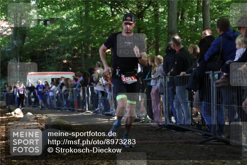 28.09.2025 - 33. Volkslauf durch das schöne Alstertal Strokosch-Dieckow http://msf.ph/oto/8973283 28.09.2025 12:15:15 Ziel 1728, 2451 meine-sportfotos.de