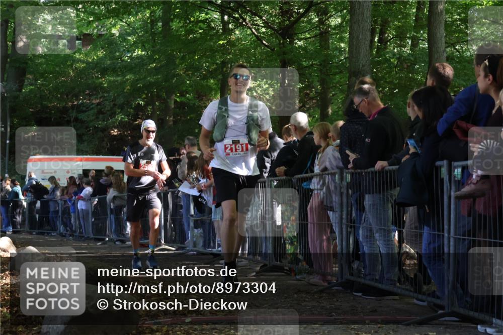 28.09.2025 - 33. Volkslauf durch das schöne Alstertal Strokosch-Dieckow http://msf.ph/oto/8973304 28.09.2025 12:15:34 Ziel 2191, 2593 meine-sportfotos.de