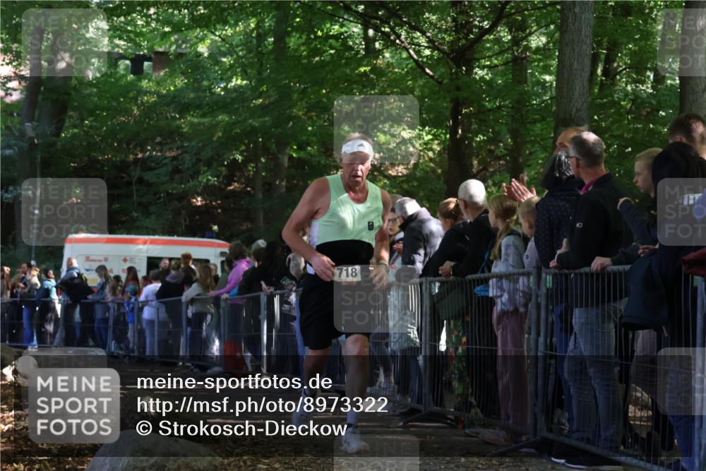 28.09.2025 - 33. Volkslauf durch das schöne Alstertal Strokosch-Dieckow http://msf.ph/oto/8973322 28.09.2025 12:15:50 Ziel 1718 meine-sportfotos.de