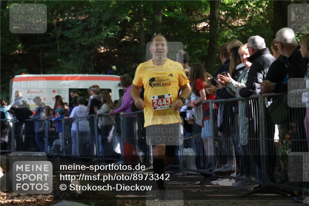 28.09.2025 - 33. Volkslauf durch das schöne Alstertal Strokosch-Dieckow http://msf.ph/oto/8973342 28.09.2025 12:16:11 Ziel 2443 meine-sportfotos.de