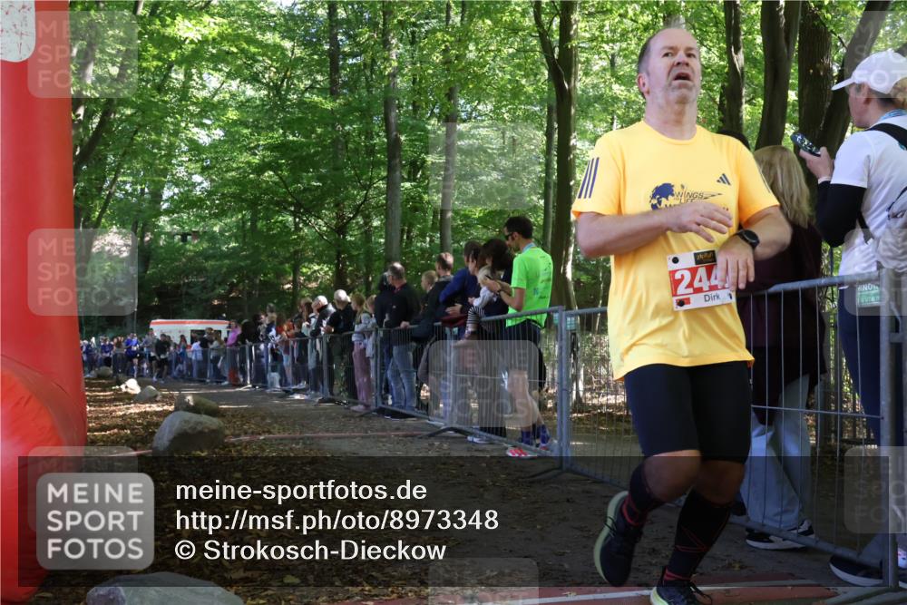 28.09.2025 - 33. Volkslauf durch das schöne Alstertal Strokosch-Dieckow http://msf.ph/oto/8973348 28.09.2025 12:16:14 Ziel 1073, 1732, 2098, 2614 meine-sportfotos.de