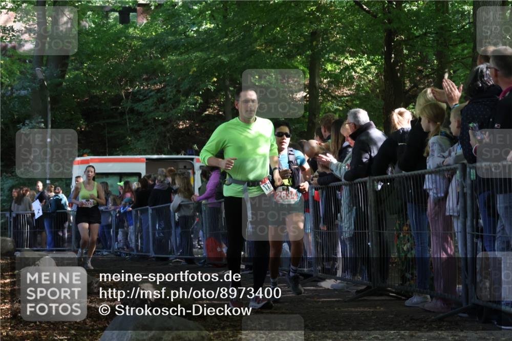 28.09.2025 - 33. Volkslauf durch das schöne Alstertal Strokosch-Dieckow http://msf.ph/oto/8973400 28.09.2025 12:17:03 Ziel 1716, 2029, 2634 meine-sportfotos.de