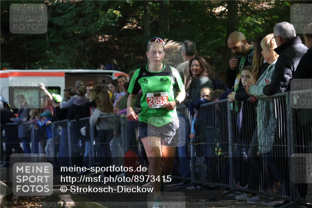 28.09.2025 - 33. Volkslauf durch das schöne Alstertal Strokosch-Dieckow http://msf.ph/oto/8973415 28.09.2025 12:17:22 Ziel 2653 meine-sportfotos.de
