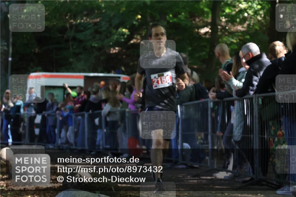28.09.2025 - 33. Volkslauf durch das schöne Alstertal Strokosch-Dieckow http://msf.ph/oto/8973432 28.09.2025 12:17:38 Ziel 2156, 2601 meine-sportfotos.de