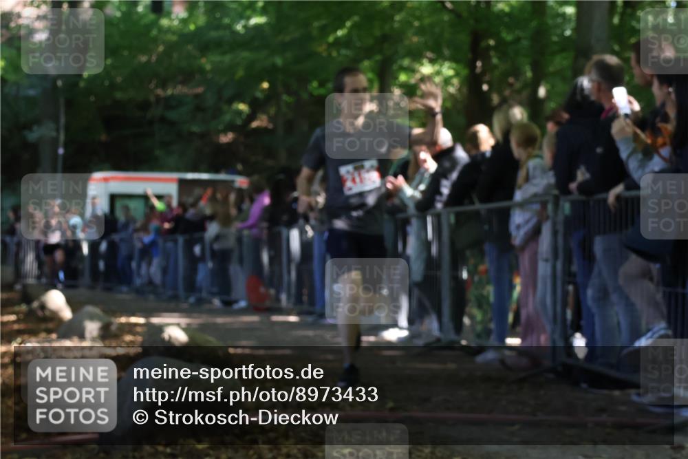 28.09.2025 - 33. Volkslauf durch das schöne Alstertal Strokosch-Dieckow http://msf.ph/oto/8973433 28.09.2025 12:17:39 Ziel 2156, 2601 meine-sportfotos.de