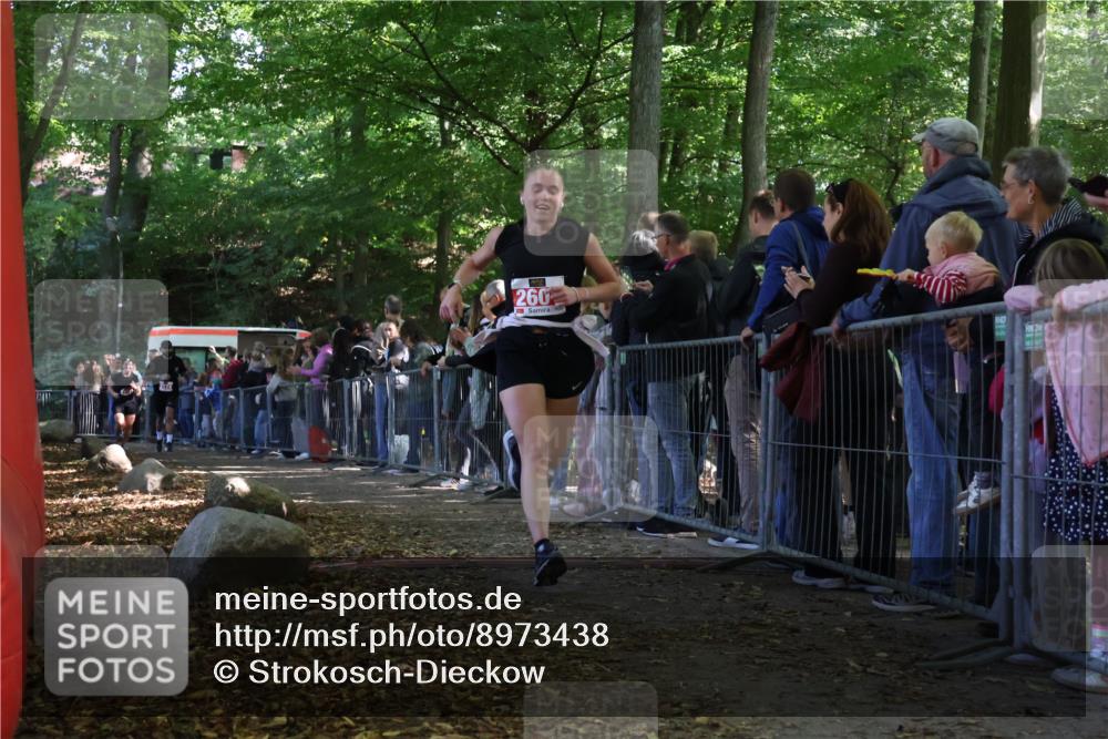 28.09.2025 - 33. Volkslauf durch das schöne Alstertal Strokosch-Dieckow http://msf.ph/oto/8973438 28.09.2025 12:17:46 Ziel 2174, 2601 meine-sportfotos.de