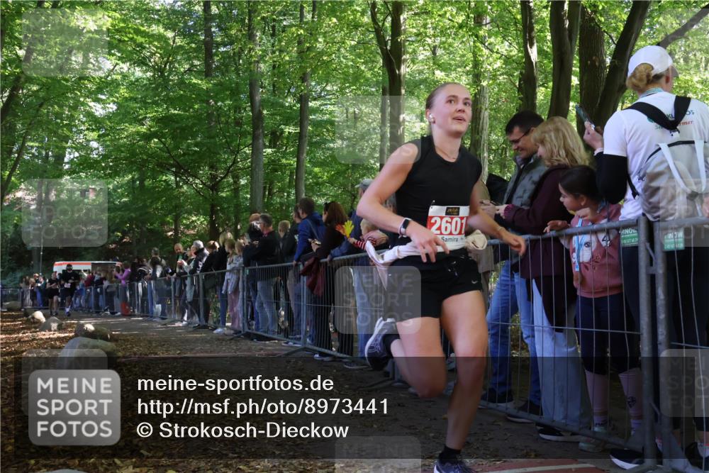 28.09.2025 - 33. Volkslauf durch das schöne Alstertal Strokosch-Dieckow http://msf.ph/oto/8973441 28.09.2025 12:17:47 Ziel 1091, 2174 meine-sportfotos.de