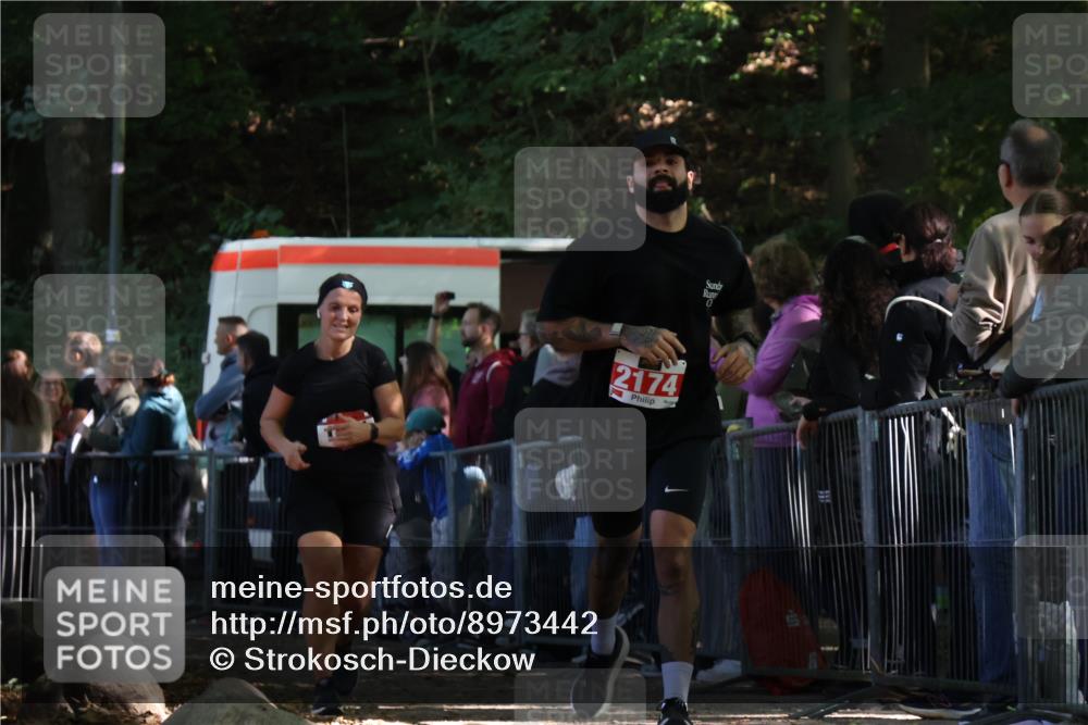 28.09.2025 - 33. Volkslauf durch das schöne Alstertal Strokosch-Dieckow http://msf.ph/oto/8973442 28.09.2025 12:17:50 Ziel 1091, 2174 meine-sportfotos.de
